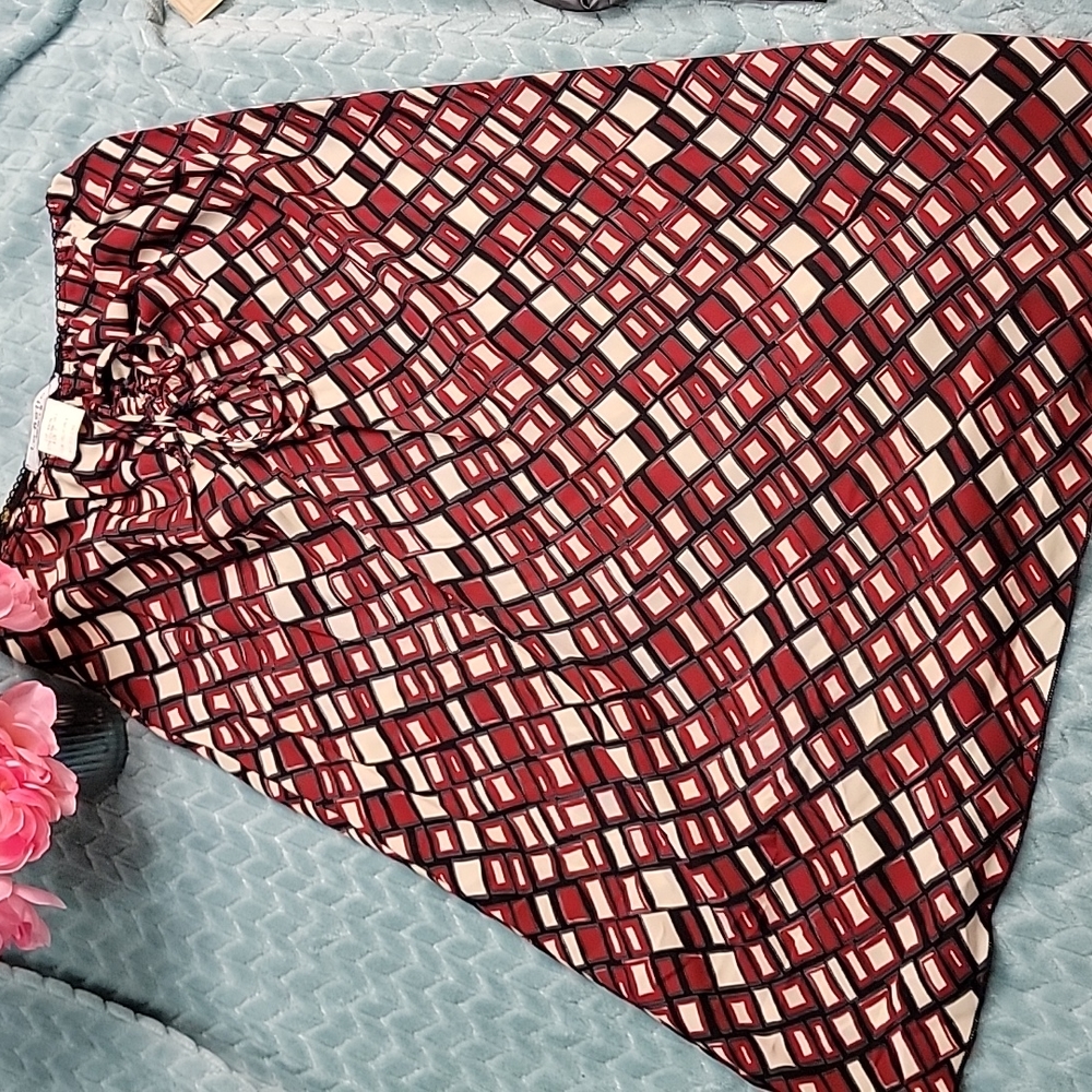 Ladies Skirt